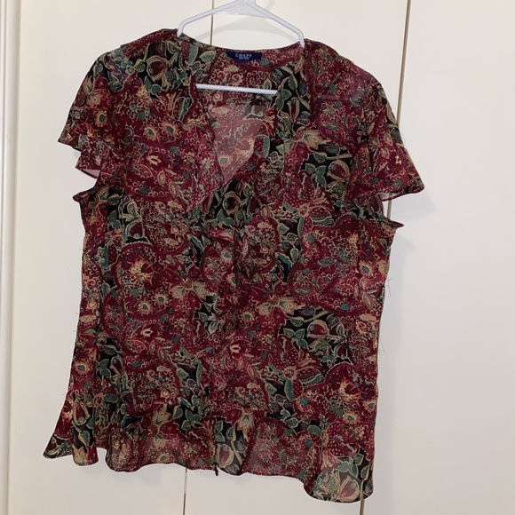 🍂CHAPS Ruffled Hidden Button Down Top🍂 - Picture 3 of 6